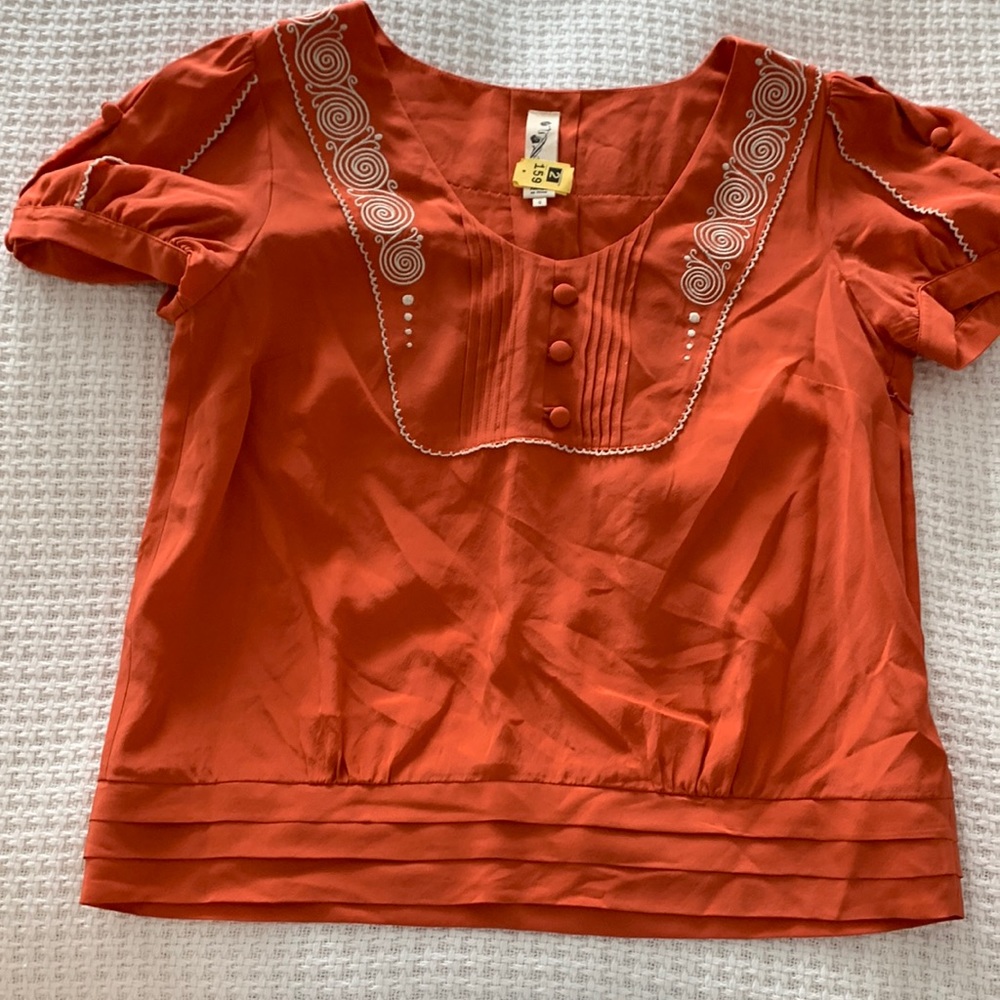 Anthropologie Floreat slit sleeve embroidered top size 6